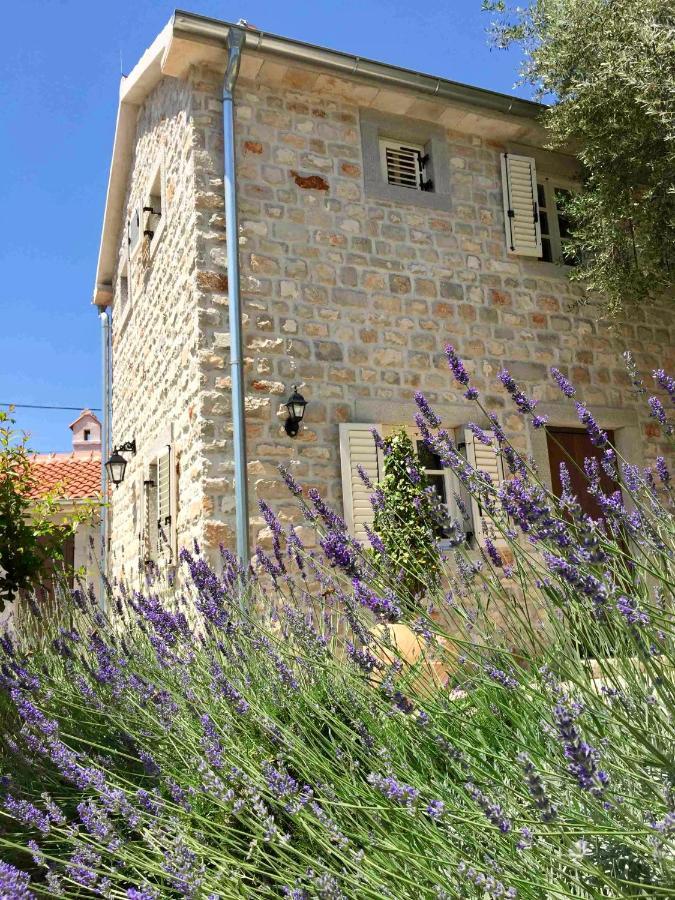 Boutique Hotel Malo Selo Herceg Novi Exteriör bild