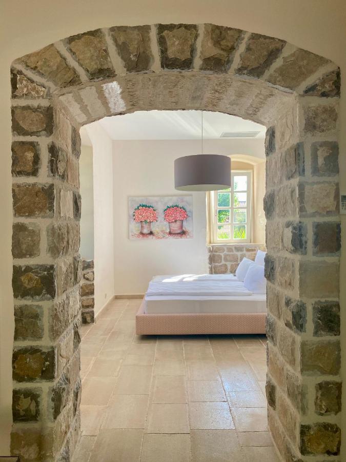 Boutique Hotel Malo Selo Herceg Novi Exteriör bild