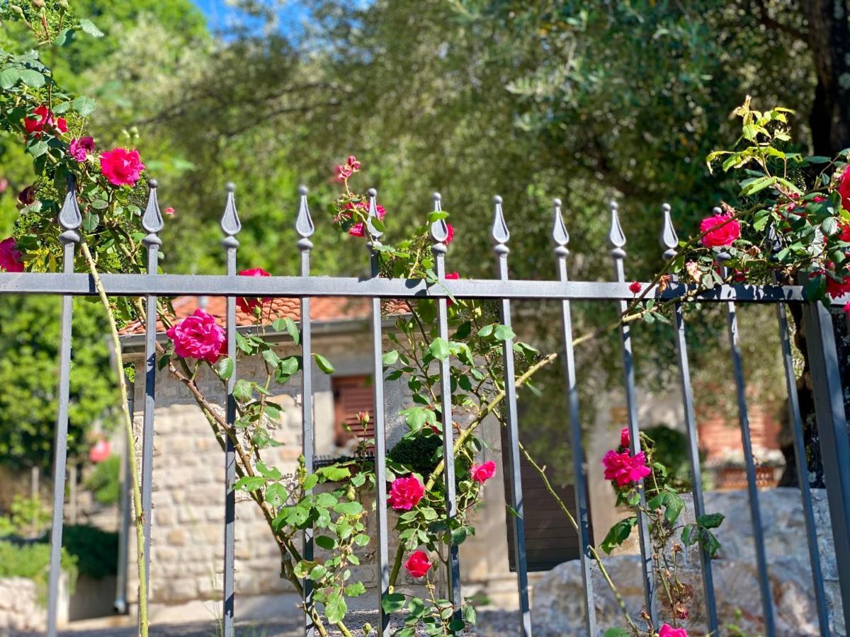 Boutique Hotel Malo Selo Herceg Novi Exteriör bild